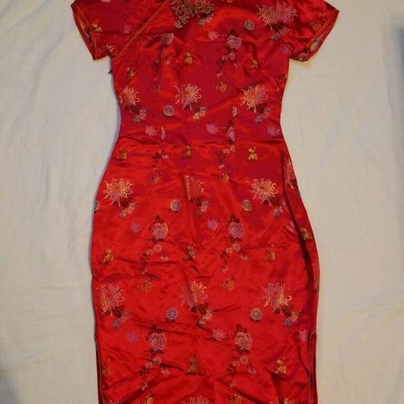 Red Peony Brand Cheongsam Dress - Picture 2 of 3